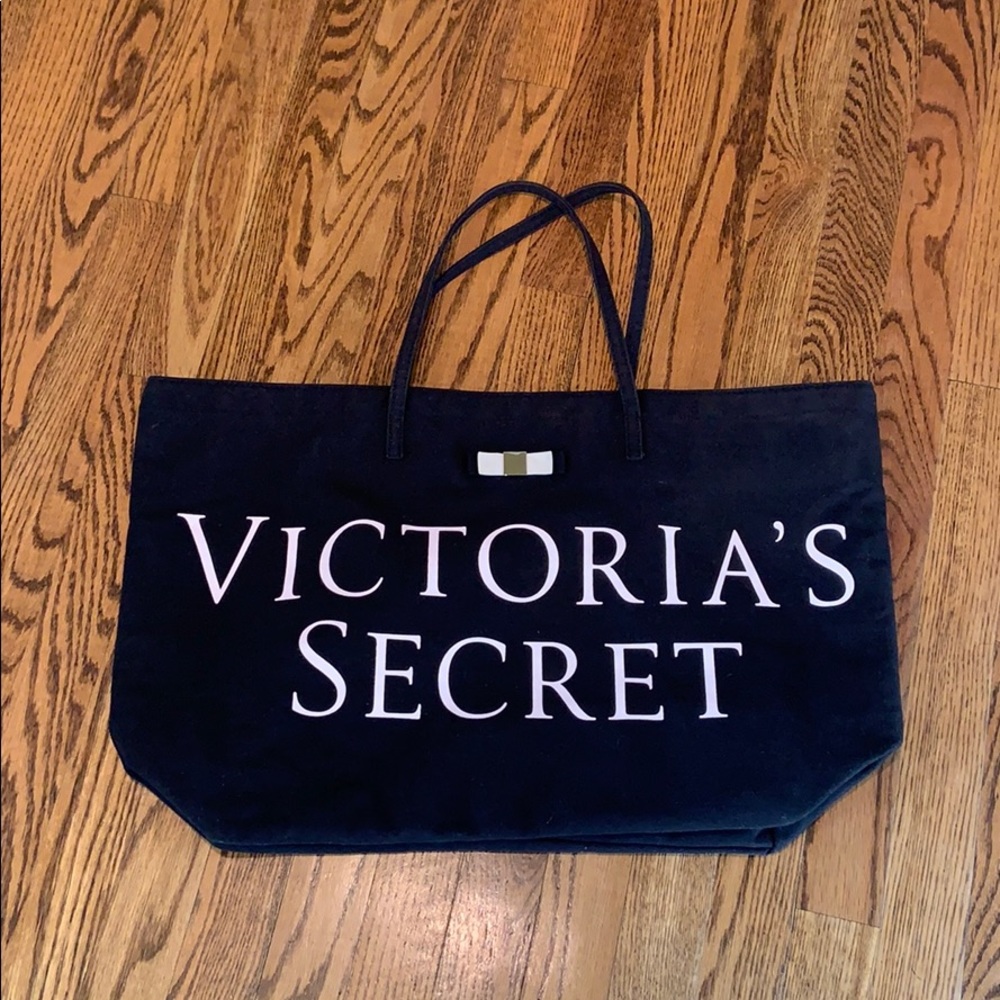 Canvas Victoria’s Secret black tote